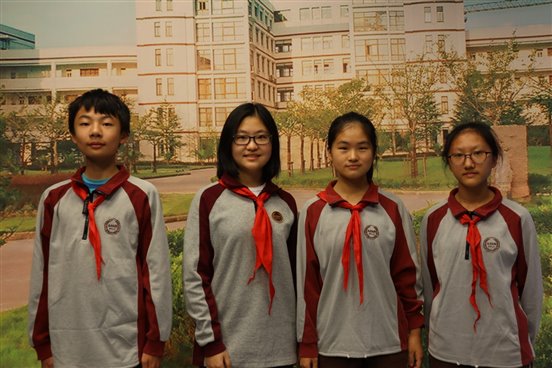 E:photo8学年升旗仪式第7周 陈菲洋IMG_0023.JPG