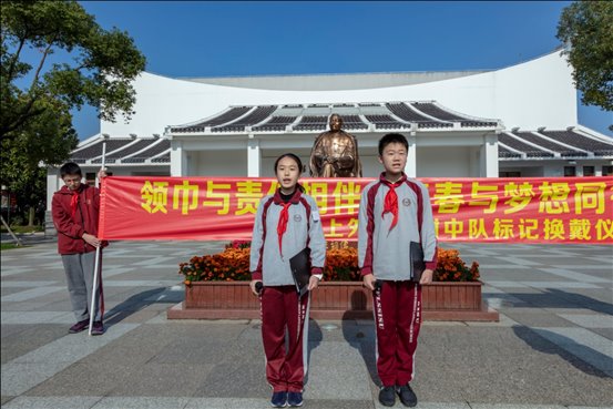 E:photo8学年初三换戴仪式Q5A2353.JPG