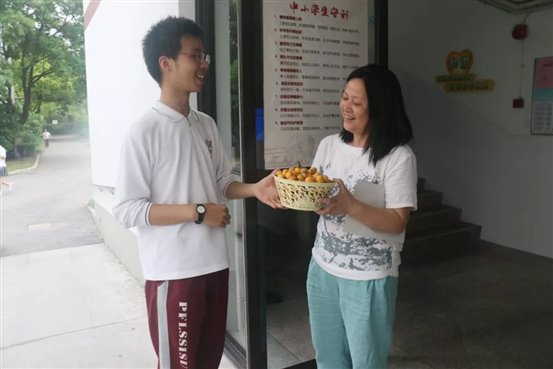 C:UsersplfsDesktop新闻微信图片_20180626100901.jpg