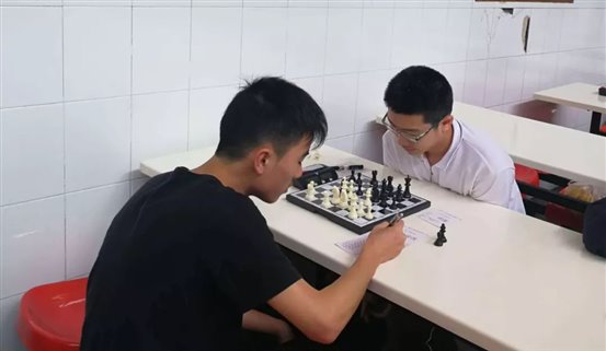 C:UsersplfsDesktop新闻微信图片_20180626102204.jpg
