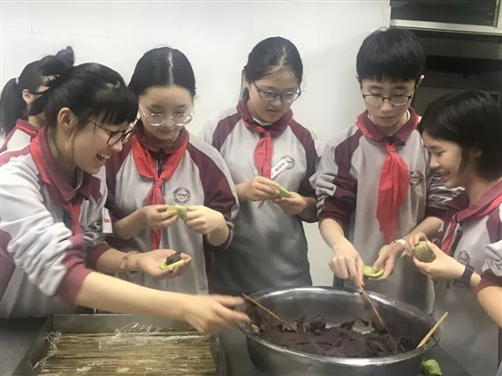 C:UsersplfsDesktop新闻微信图片_20180626103300.jpg
