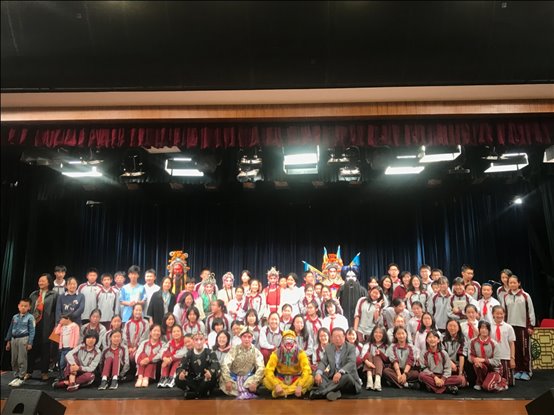 E:photo8学年9.5校园文化艺术节昆曲进校园（赵小君）mmexport1557407312395.jpg