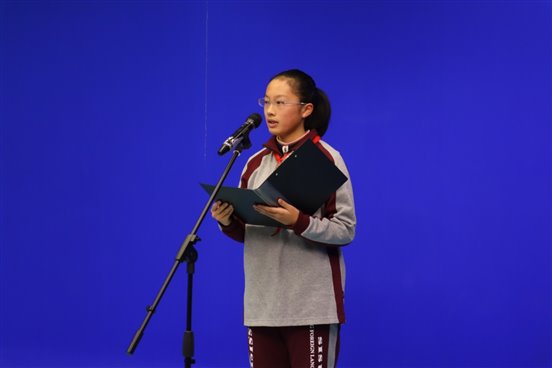 E:photo8学年升旗仪式第5周IMG_2280.JPG