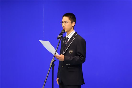 E:photo8学年升旗仪式第6周IMG_2324.JPG