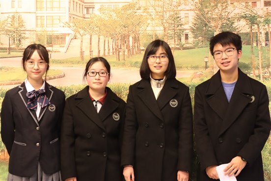 E:photo8学年升旗仪式第3周IMG_1620.JPG