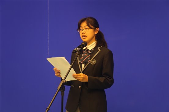 E:photo8学年升旗仪式第12周F3A9913.JPG