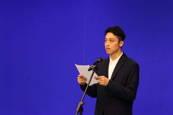 E:photo8学年升旗仪式第10周IMG_9766.JPG