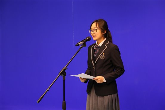 E:photo8学年升旗仪式第11周IMG_0968.JPG